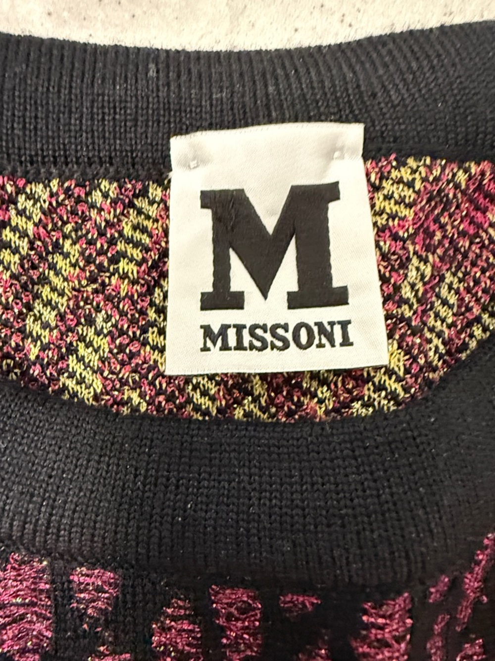 M Missoni Pink and Gold Patterned Sleeveless Knit Top - Picture 2 of 11